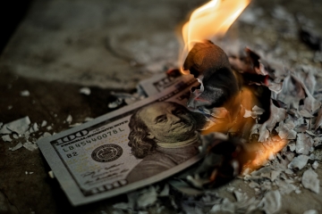 Teacher salaries declining blog image