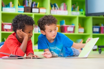 children reading